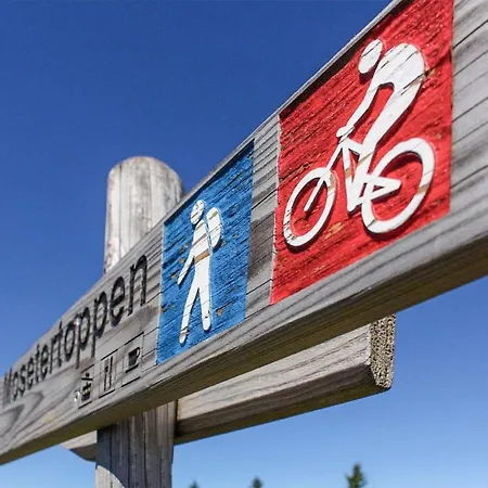 4 Bedroom Amazing In Дом отдыха Лиллехамер