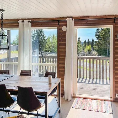 4 Bedroom Amazing In *