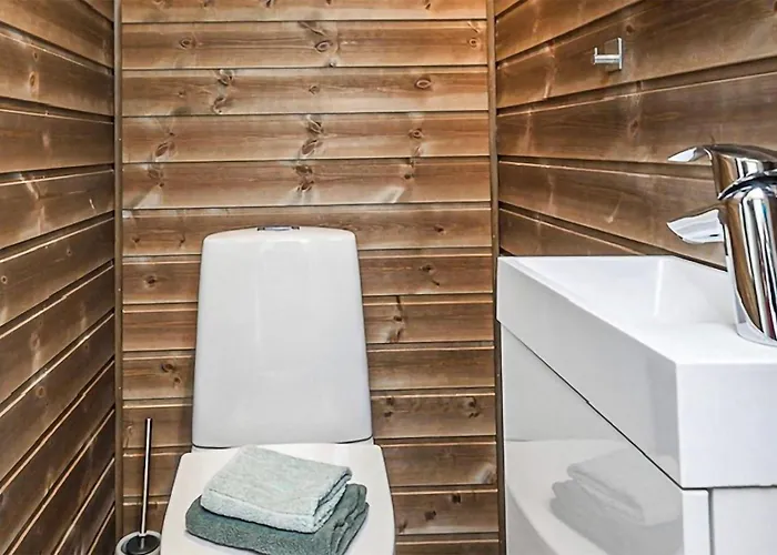 4 Bedroom Amazing In Feriehus *