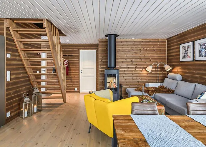 4 Bedroom Amazing In Feriehus *